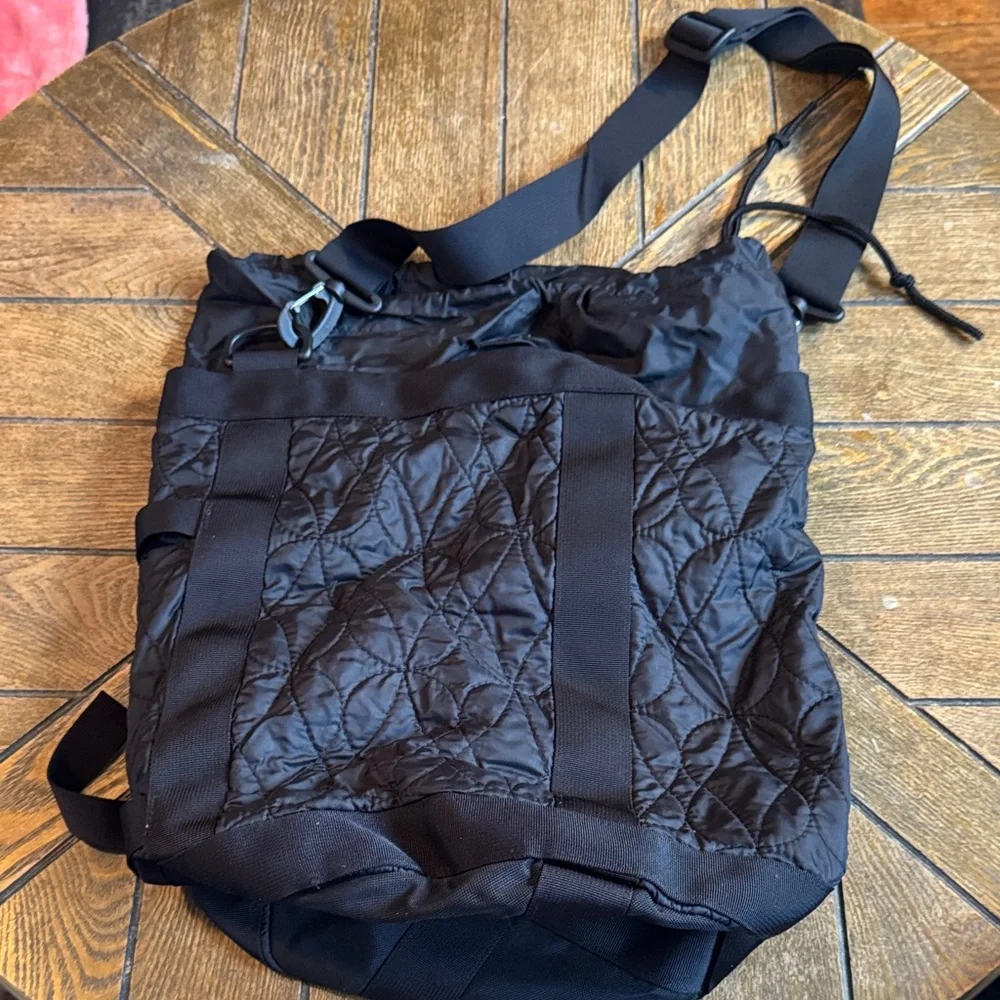 The North Face Black Quilted Backpack - Picture 3 of 5